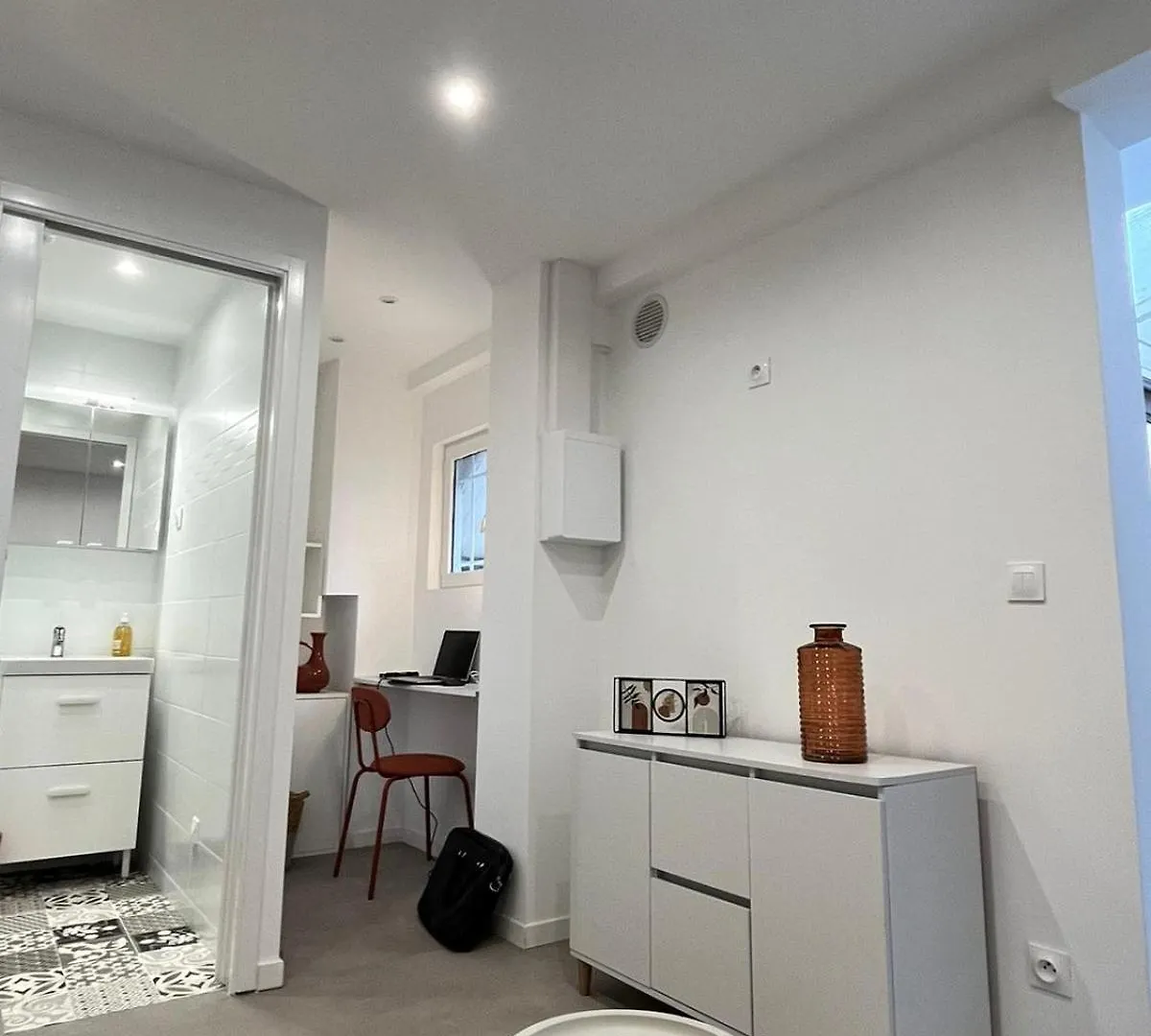 ניס Appartement Cosy Avec Grande Terrasse